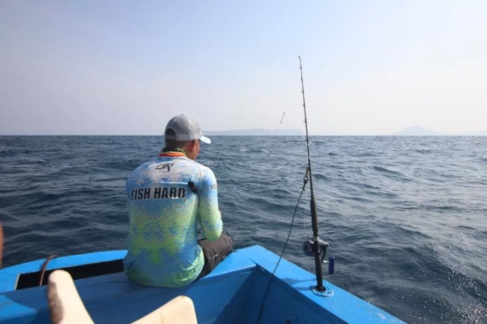 Tuna skipjack ikan nelayan nauru fisheries manado menangkap wwf penangkapan fishing beritabeta menyusut maluku lin kian pnbp kkp targetkan capai