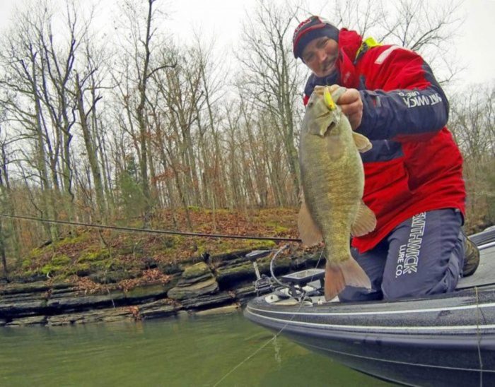 Menemukan spot memancing terbaik di sekitar Anda